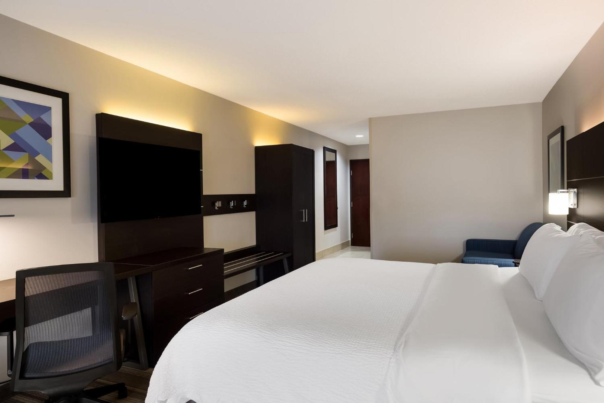 Holiday Inn Express Hotel & Suites Newton Sparta By Ihg Exterior photo