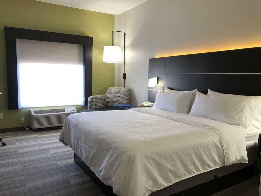 Holiday Inn Express Hotel & Suites Newton Sparta By Ihg Exterior photo